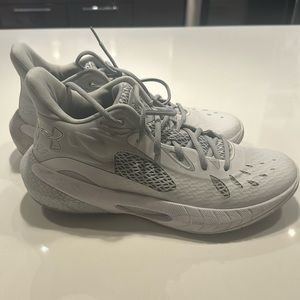 Under Armour Basketball shoes